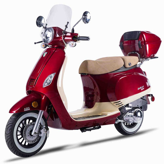 Amigo Venice 150 CC USB Port, Wind Shield Vespa, 98% assembled. CA Legal